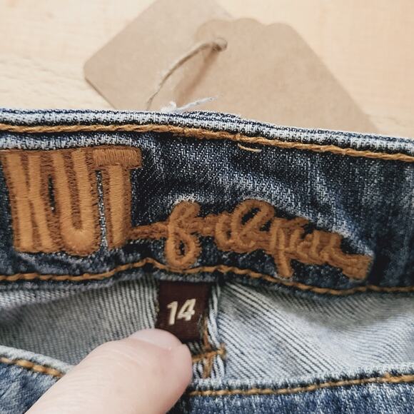 Kut from the Kloth Felicia Flare High Rise Stretch Jeans Women's Size 14 - Picture 6 of 7